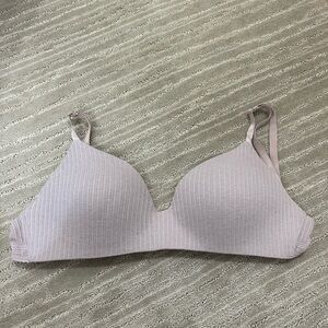 Victoria’s Secret Pointelle Light Pink Wireless Bra